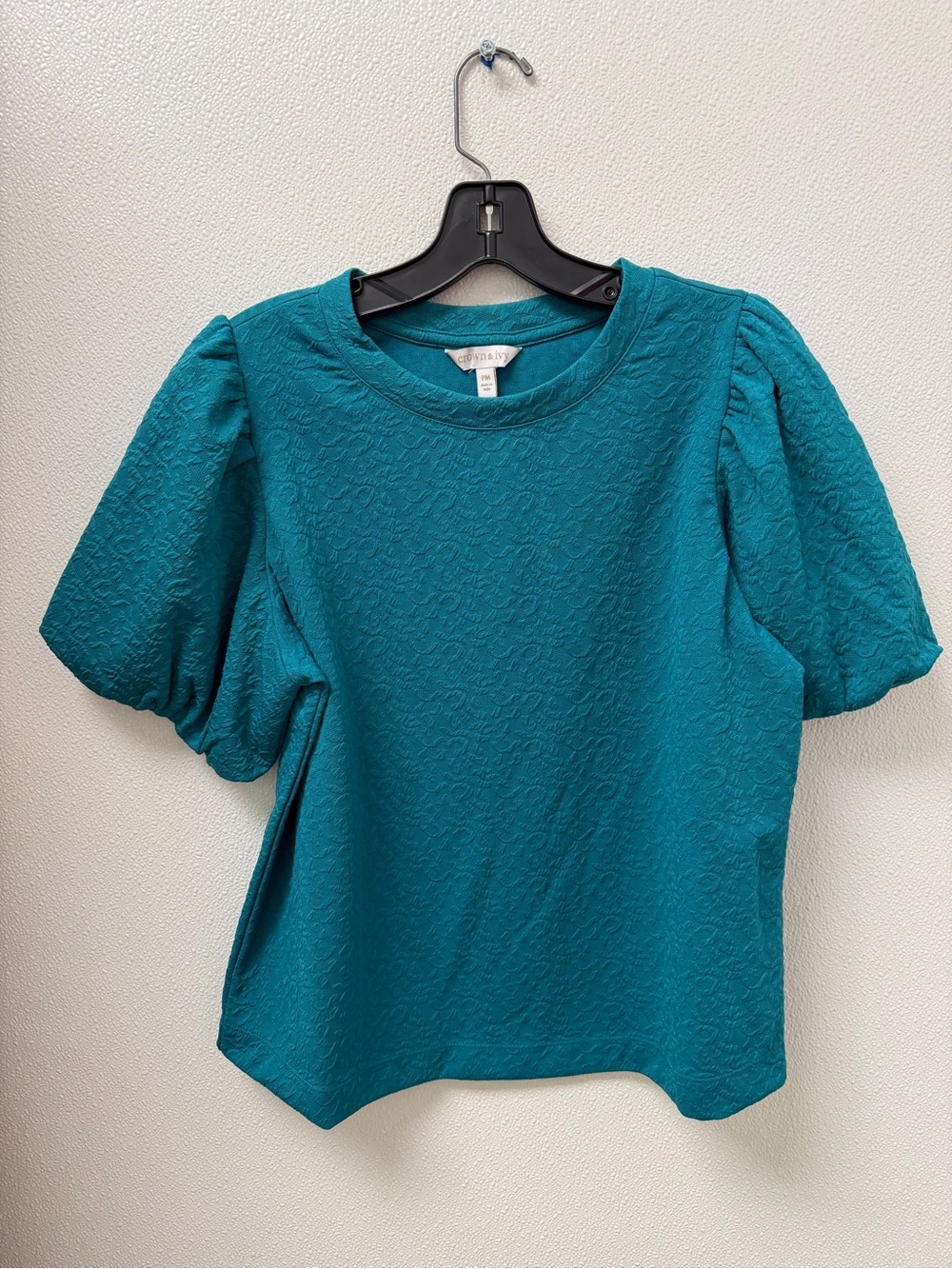 crown & ivy Teal Puff Sleeve Textured Top
